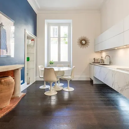 Daire Carre D'or, Superbe Sur Jardin, Elegant Et Ensoleille Nice