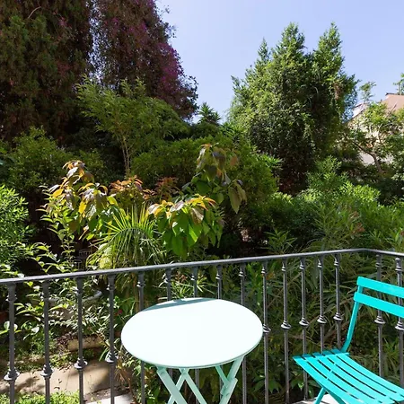 Carre D'or, Superbe Sur Jardin, Elegant Et Ensoleille